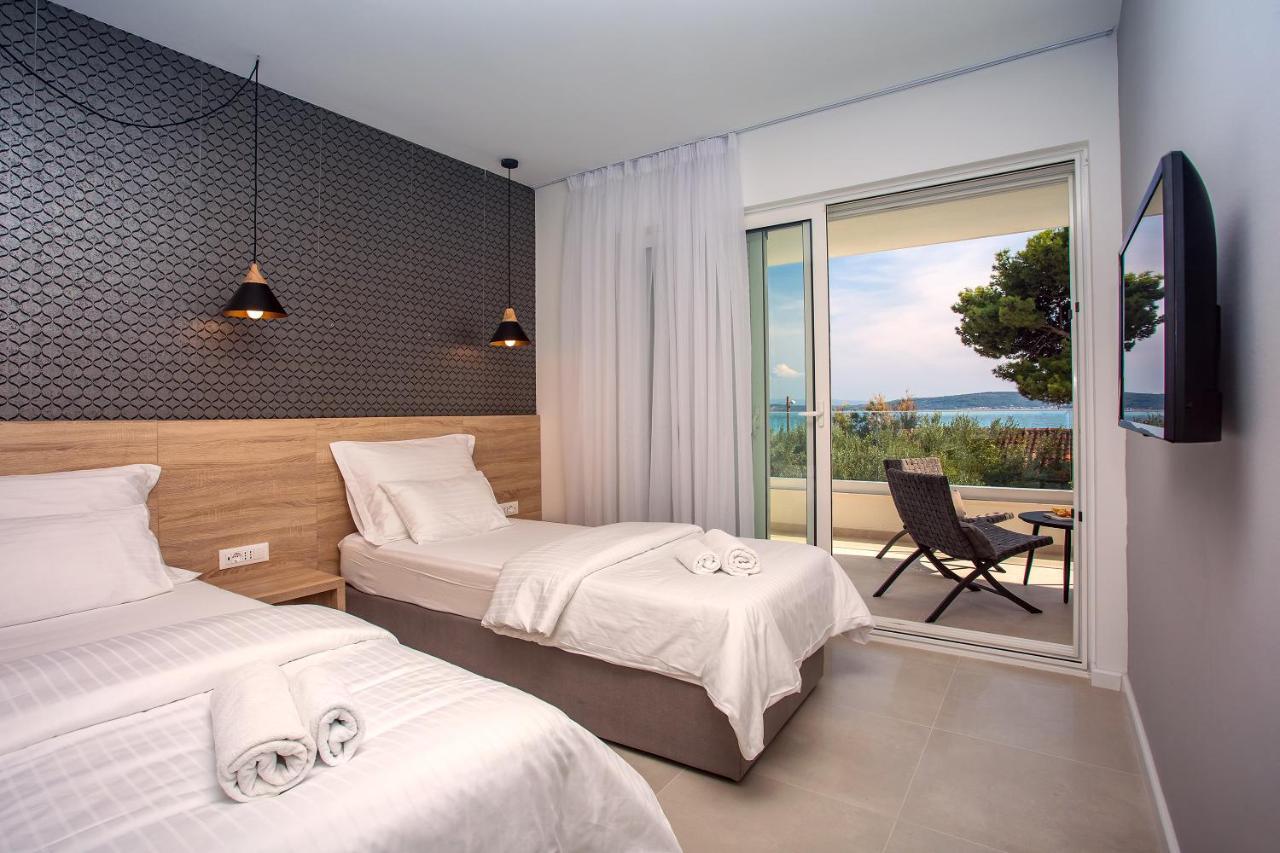 Villa Petra Kastela Exterior photo